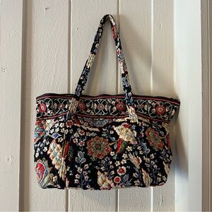 EXCELLENT VERA BRADLEY LG ZIPPERED STURDY BASE TOTE BAG TRAVEL BAG